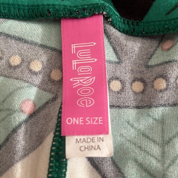 LulaRoe Christmas Geometric SANTA CLAUS Print LEGGINGS *One Size* - Picture 4 of 6